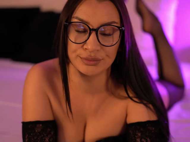 TiffanyVane live cam on BongaCams