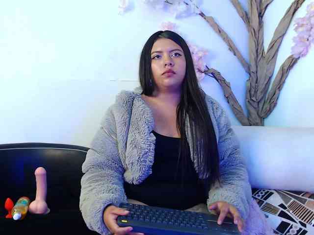 Camila-knox webcam