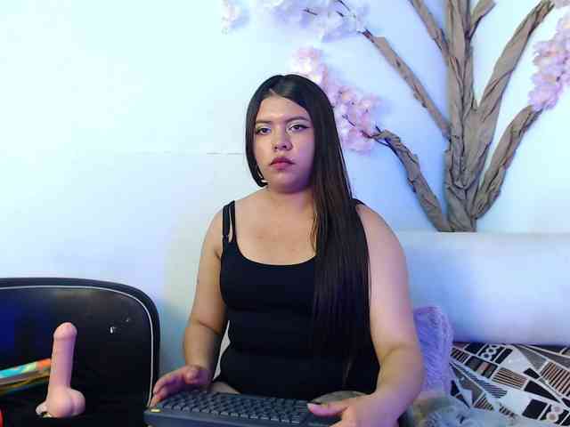 Camila-knox webcam