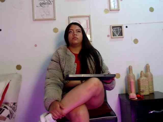 Camila-knox webcam
