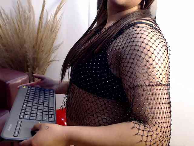 Camila-knox webcam