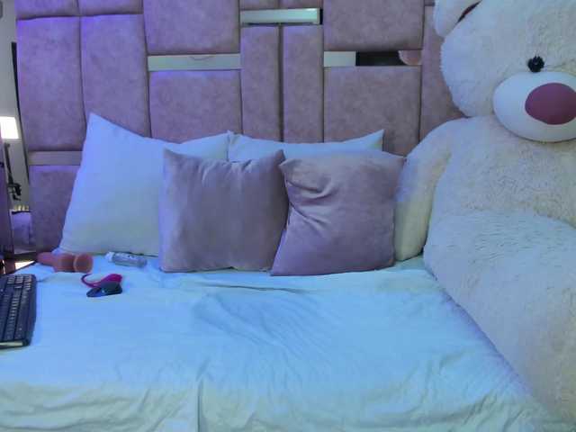 triana-pakeer live cam on BongaCams