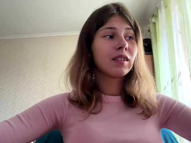 ShellaGoldthorpe live cam on BongaCams