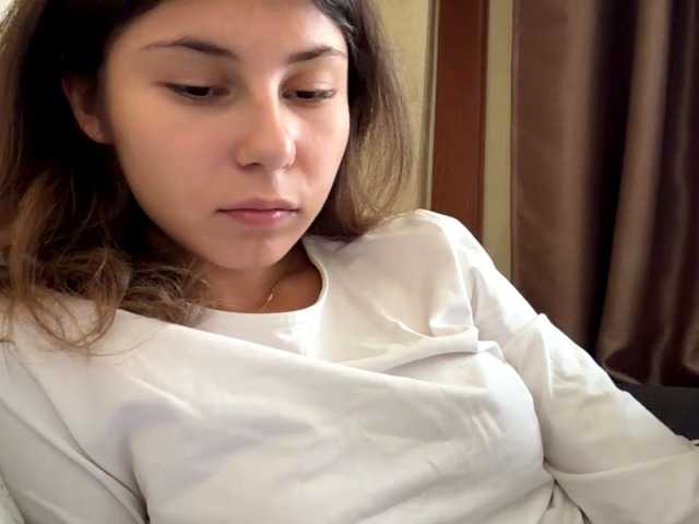 ShellaGoldthorpe live cam on BongaCams