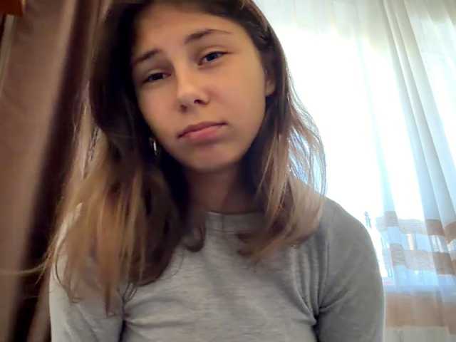 ShellaGoldthorpe live cam on BongaCams