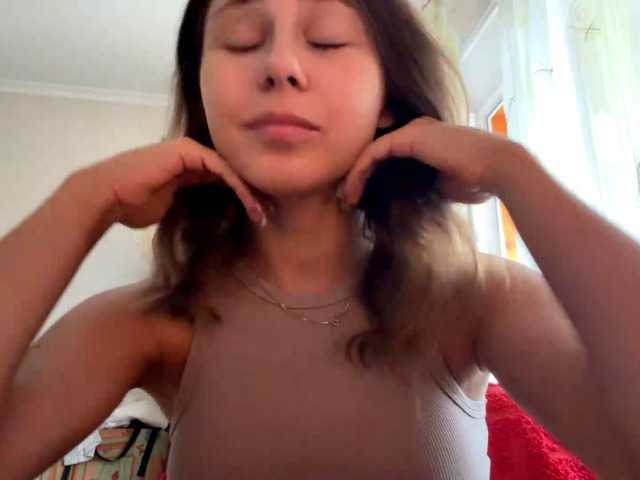 ShellaGoldthorpe live cam on BongaCams
