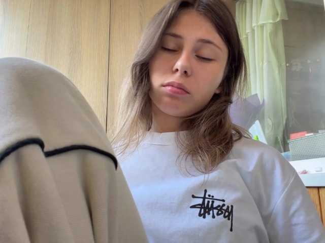 ShellaGoldthorpe live cam on BongaCams