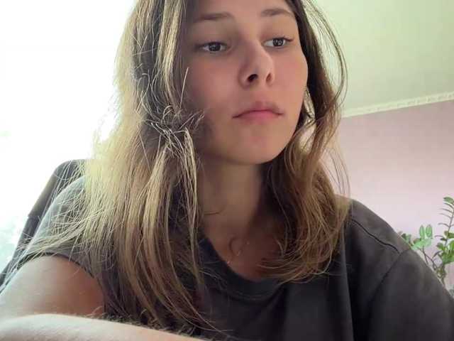 ShellaGoldthorpe live cam on BongaCams