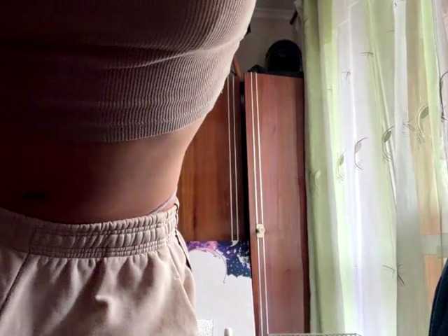 ShellaGoldthorpe live cam on BongaCams