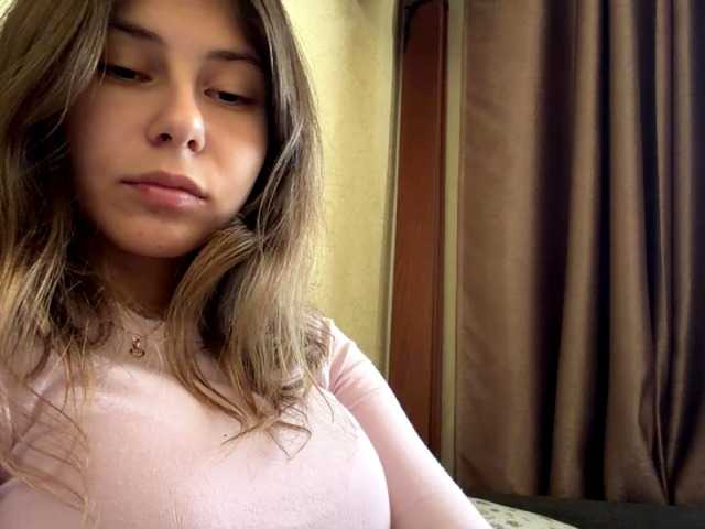 ShellaGoldthorpe live cam on BongaCams