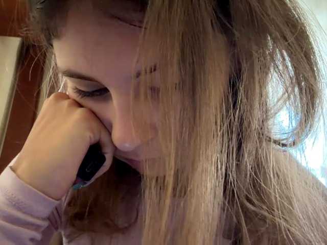 ShellaGoldthorpe live cam on BongaCams