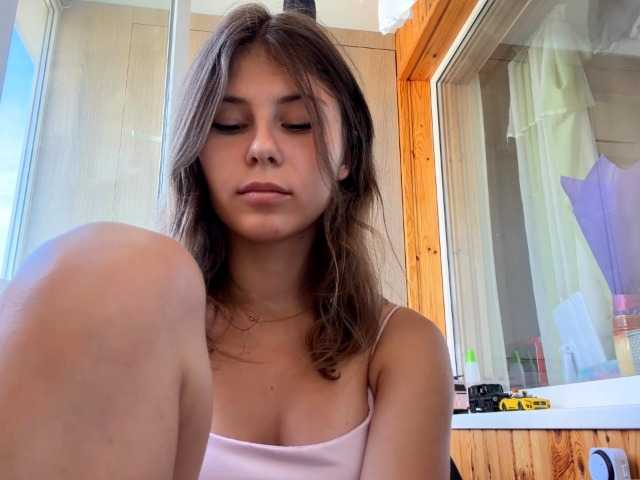 ShellaGoldthorpe live cam on BongaCams
