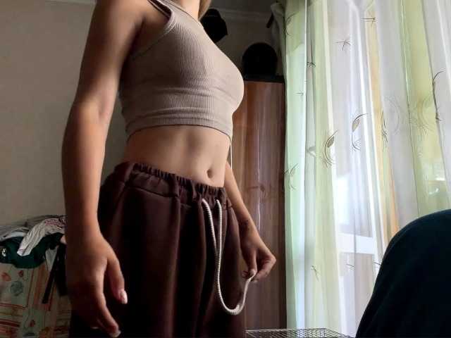 ShellaGoldthorpe live cam