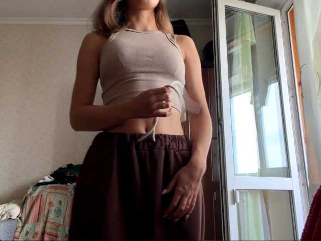ShellaGoldthorpe live cam on BongaCams