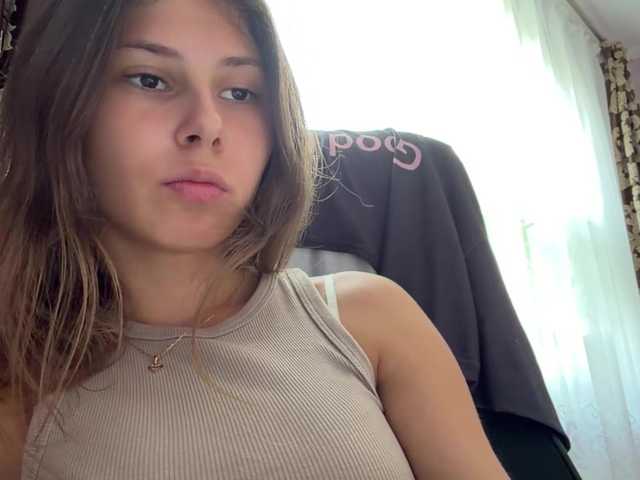 ShellaGoldthorpe live cam on BongaCams