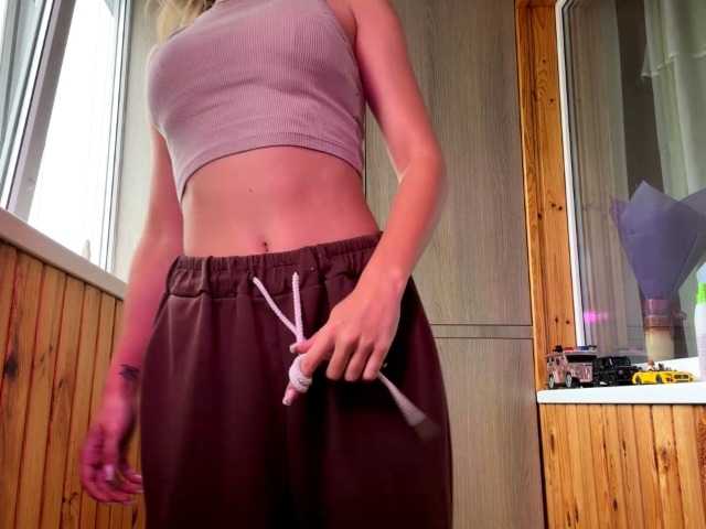 ShellaGoldthorpe live cam on BongaCams