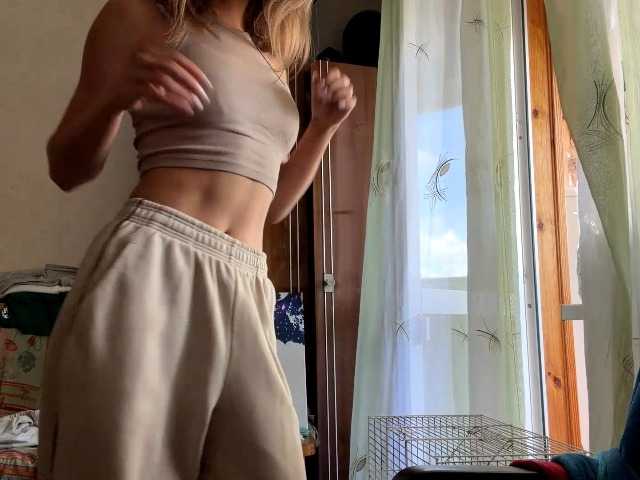 ShellaGoldthorpe live cam on BongaCams