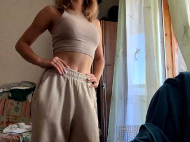 ShellaGoldthorpe live cam on BongaCams