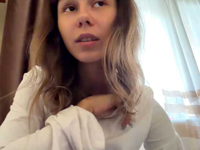 ShellaGoldthorpe live cam on BongaCams