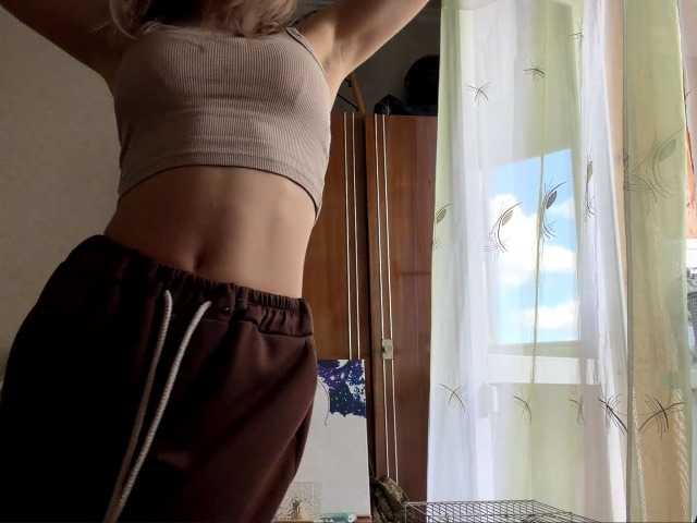 ShellaGoldthorpe live cam on BongaCams