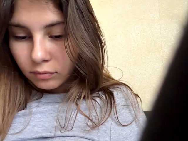 ShellaGoldthorpe live cam on BongaCams