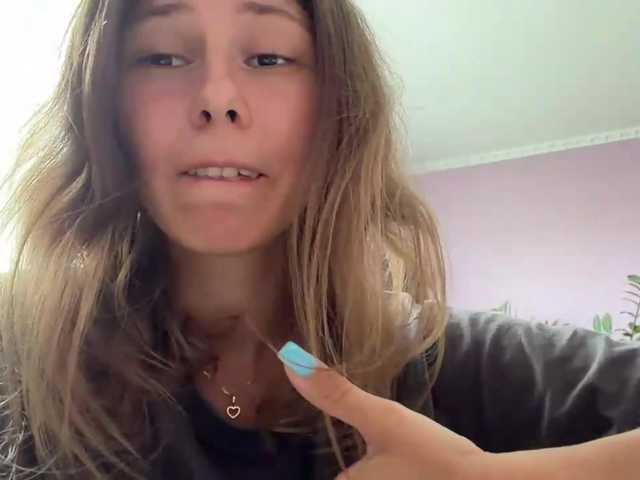 ShellaGoldthorpe live cam on BongaCams