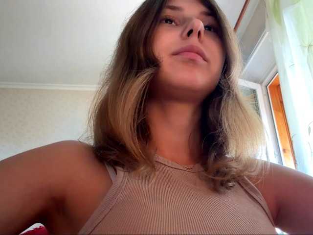 ShellaGoldthorpe live cam on BongaCams