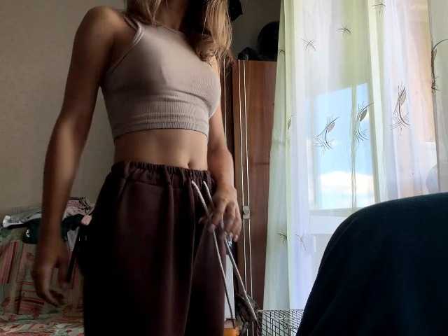 ShellaGoldthorpe live cam on BongaCams