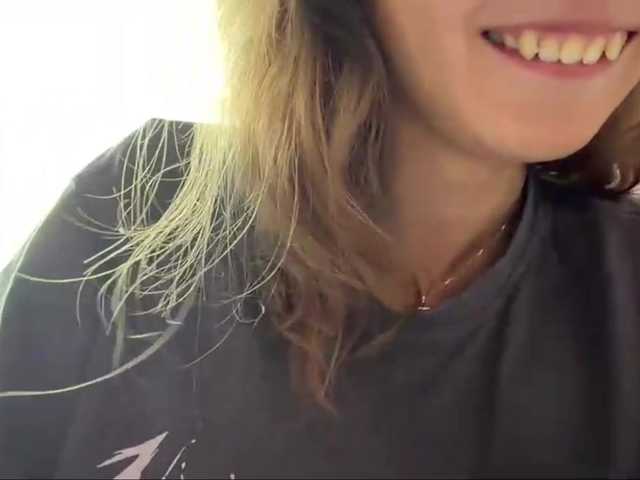 ShellaGoldthorpe live cam on BongaCams