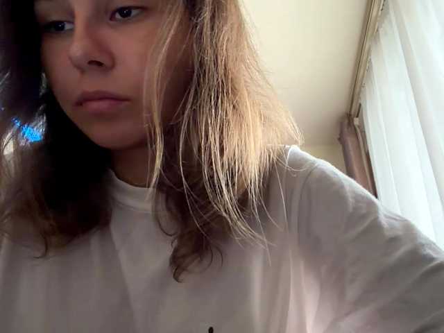 ShellaGoldthorpe live cam on BongaCams