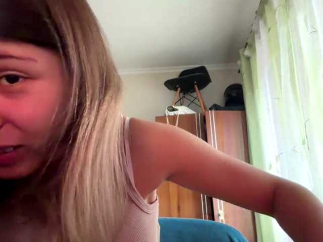 ShellaGoldthorpe live cam on BongaCams