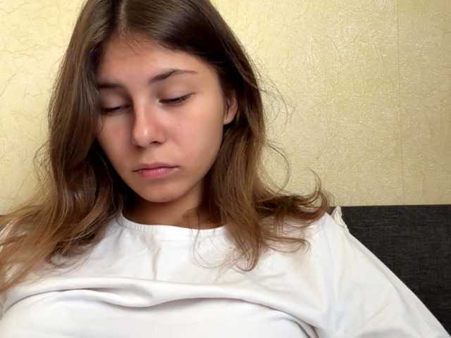 ShellaGoldthorpe live cam on BongaCams