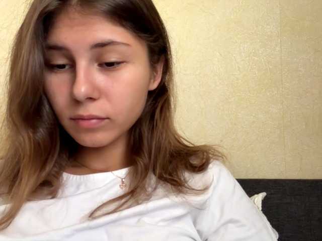 ShellaGoldthorpe live cam on BongaCams