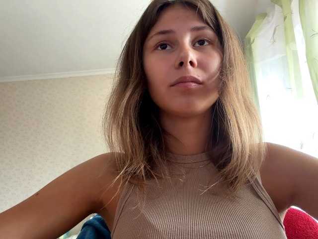 ShellaGoldthorpe live cam on BongaCams
