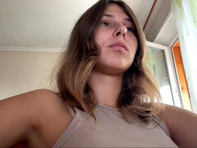 ShellaGoldthorpe live cam on BongaCams