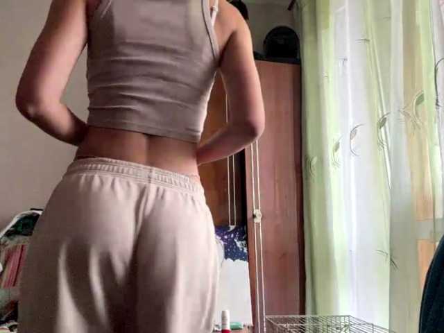 ShellaGoldthorpe live cam on BongaCams