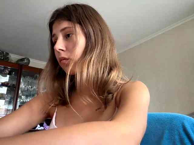 ShellaGoldthorpe webcam