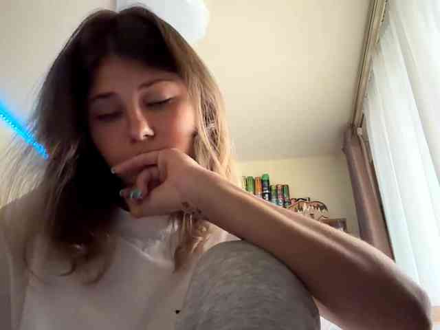 ShellaGoldthorpe webcam