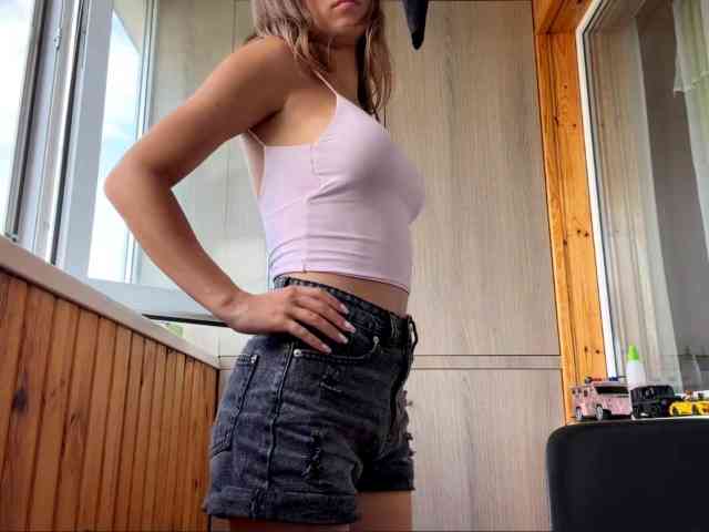 ShellaGoldthorpe Live Webcam on BongaCams