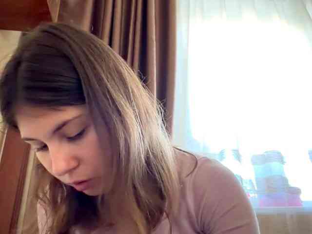 Вебкам-шоу ShellaGoldthorpe