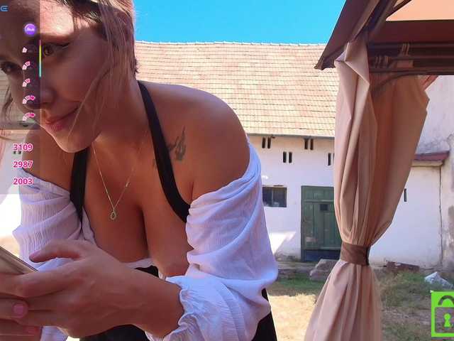 Theellenshow1