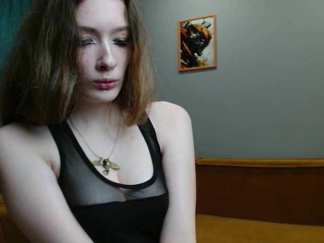 spermblebee18 live cam on BongaCams