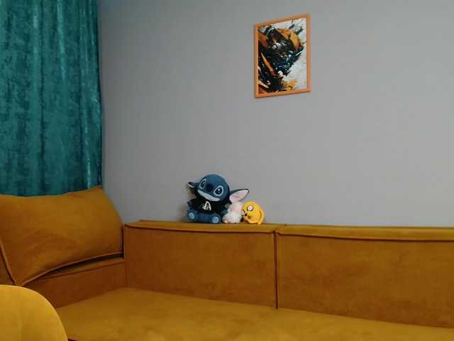 spermblebee18 live cam on BongaCams
