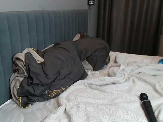 spermblebee18 live cam