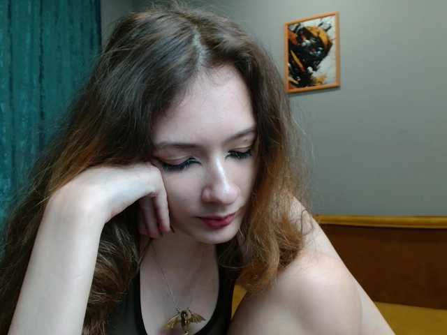spermblebee18 live cam on BongaCams