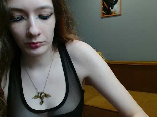 spermblebee18 live cam on BongaCams