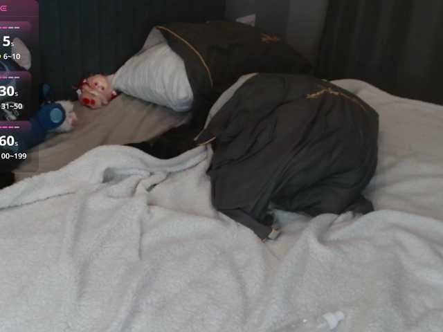 spermblebee18 live cam on BongaCams