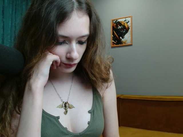 spermblebee18 live cam on BongaCams