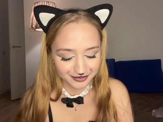 JinGiusto live cam on BongaCams