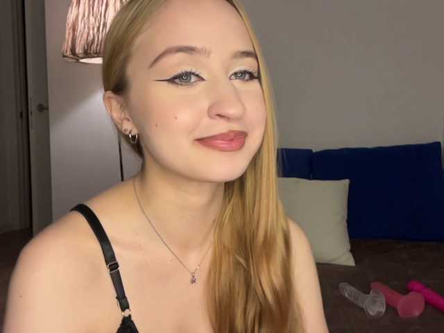 JinGiusto live cam on BongaCams